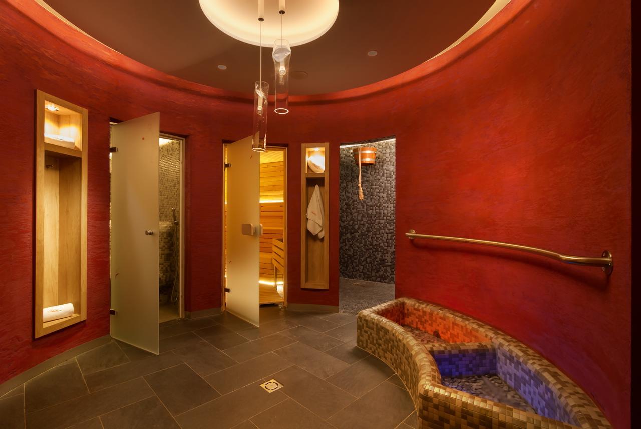 Wellness Hotel Grand Špindlerŭv Mlýn Luaran gambar