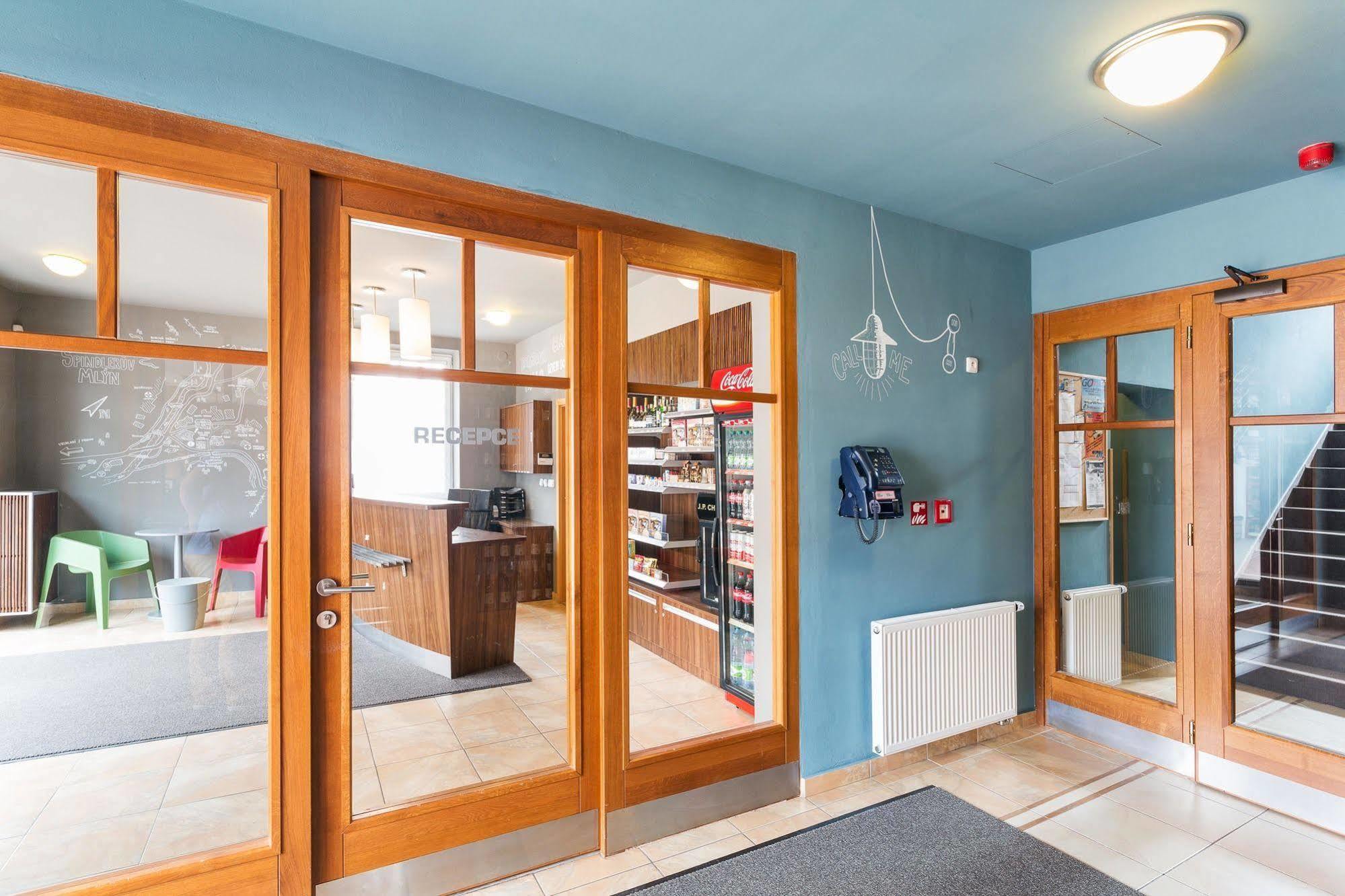 Wellness Hotel Grand Špindlerŭv Mlýn Luaran gambar