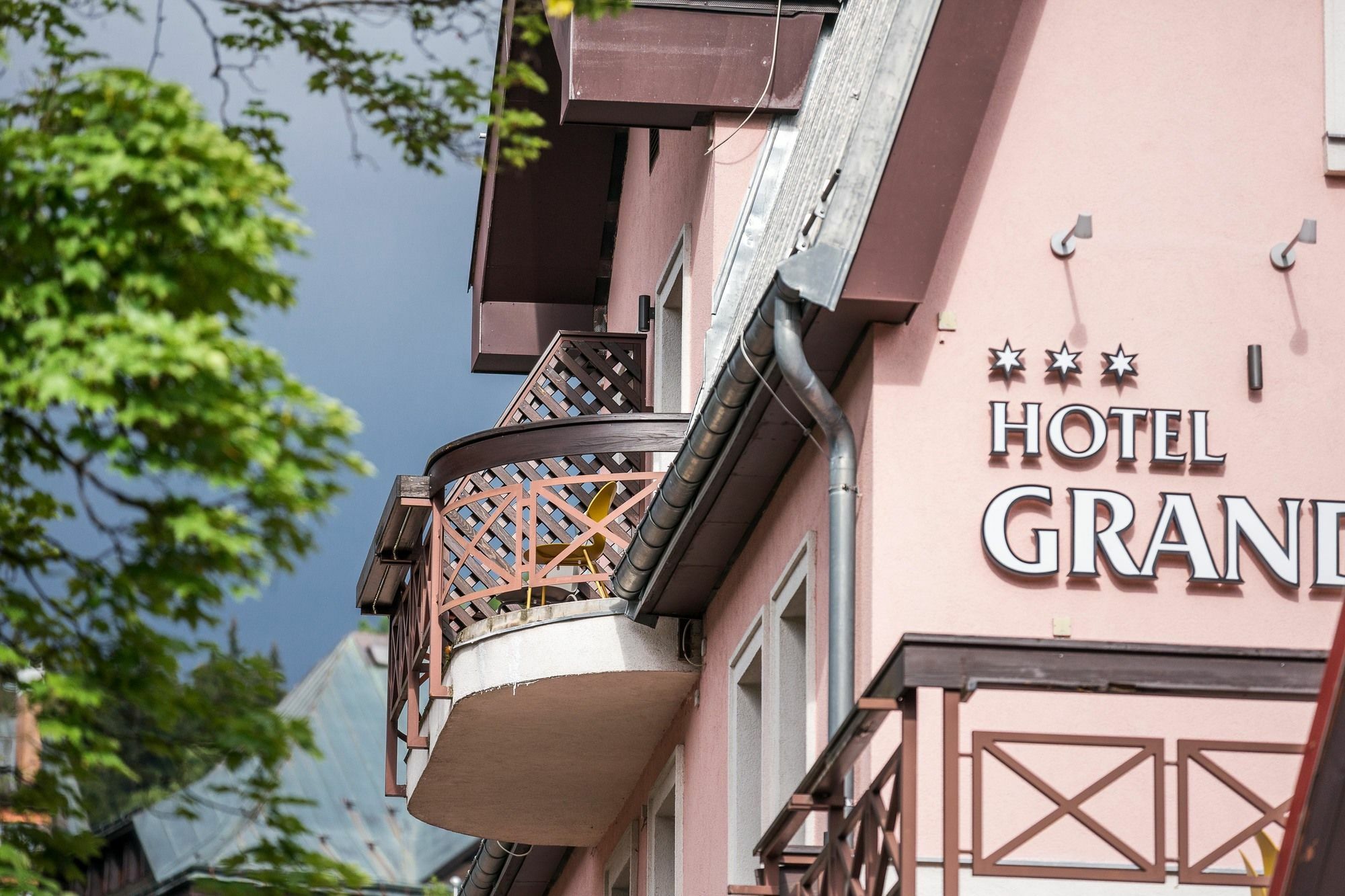 Wellness Hotel Grand Špindlerŭv Mlýn Luaran gambar